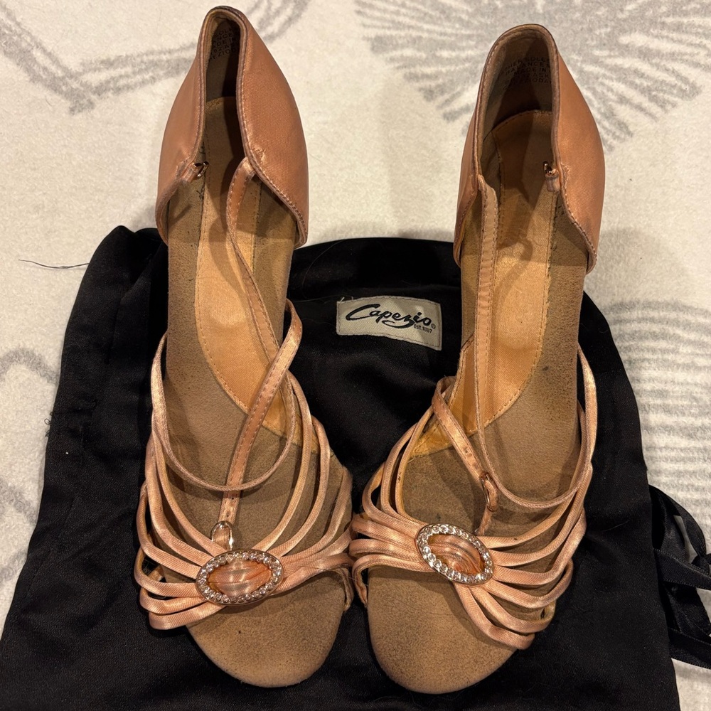 Capezio Women's Ballroom Dancing Nude Strappy Heels
